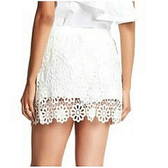 Trina Turk Pedra Lace Eyelet White Skort Shorts Size 0 NWT - Picture 4 of 12